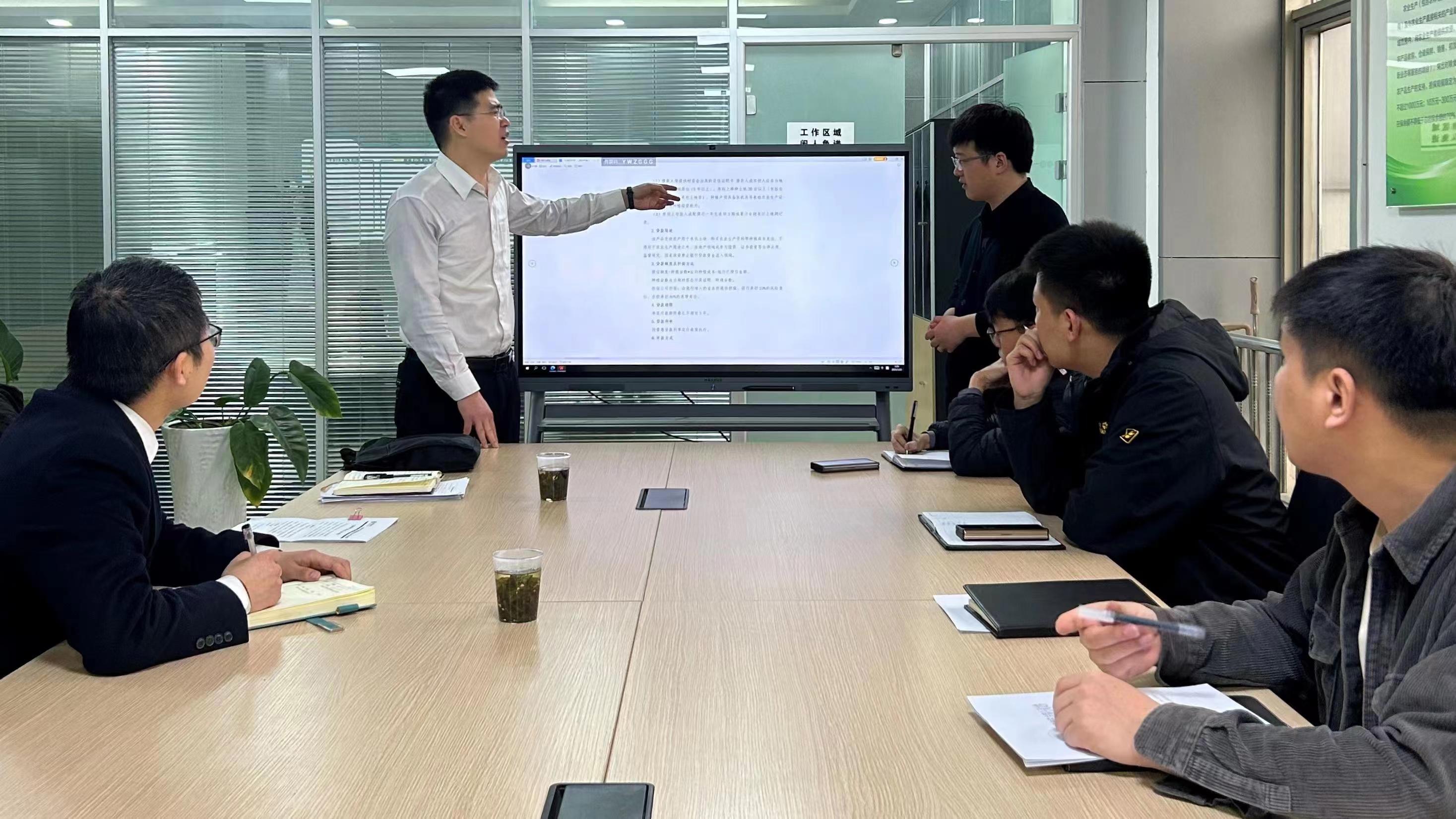 0c26311bad7fc93460a00a513d3dffe.jpg 0c26311bad7fc93460a00a513d3dffe.jpg